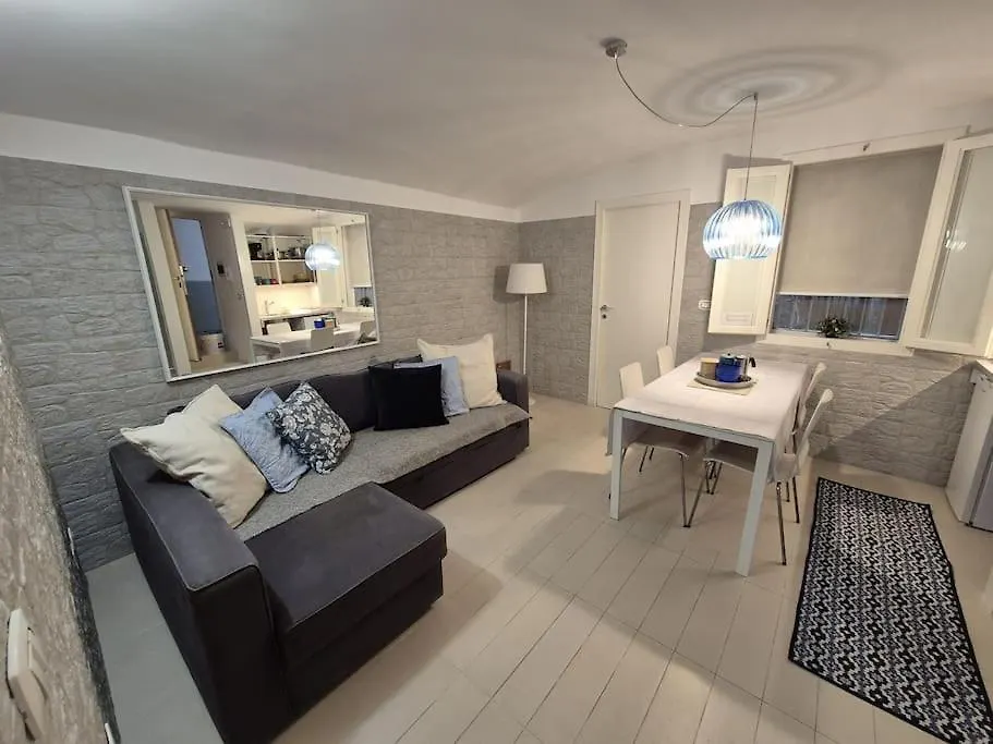 Apartmán Cattaro 37 Bari Hospitality Srls 0*,  Itálie